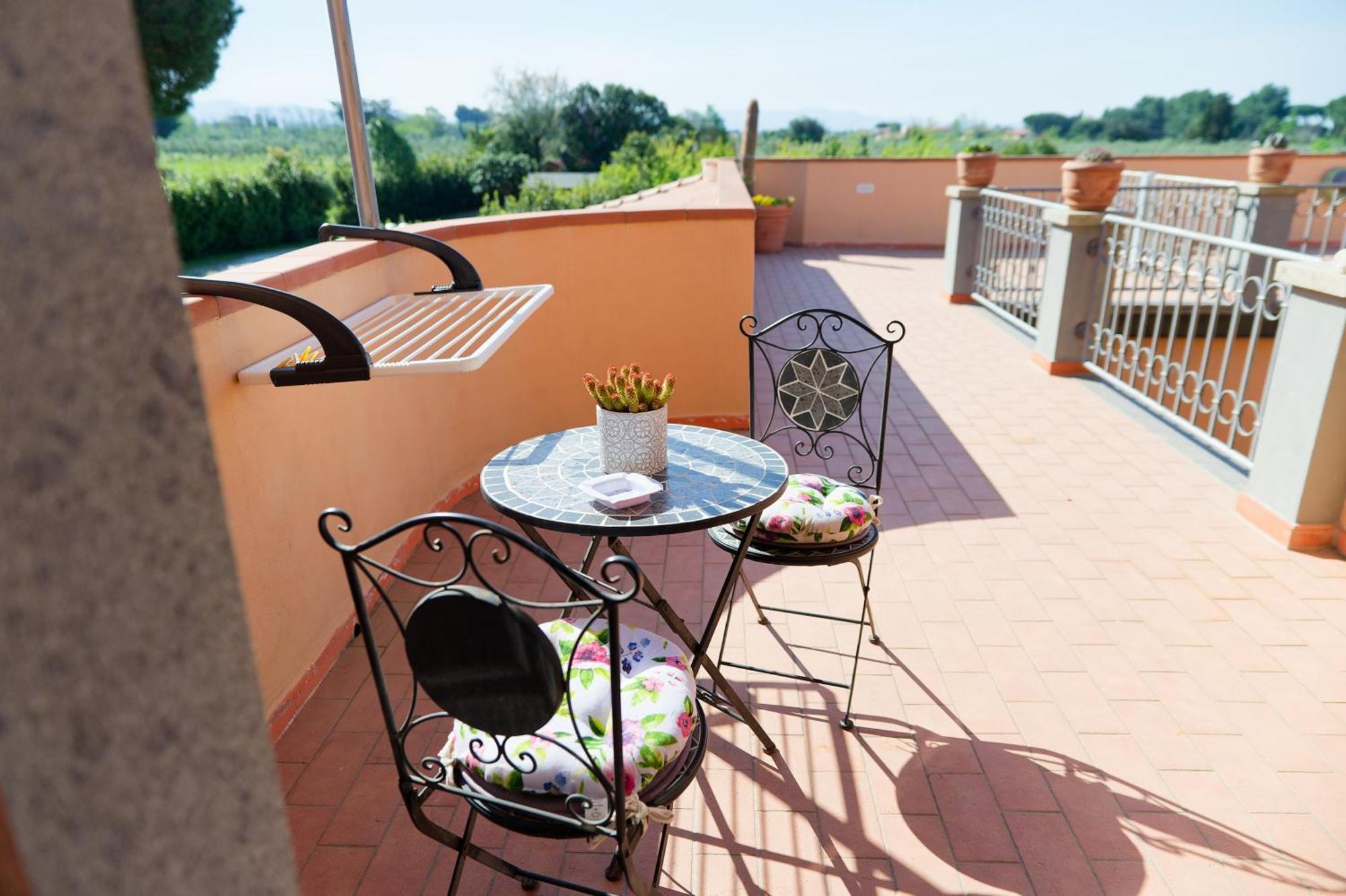 Villa Mandrioli Cecina  Exterior photo